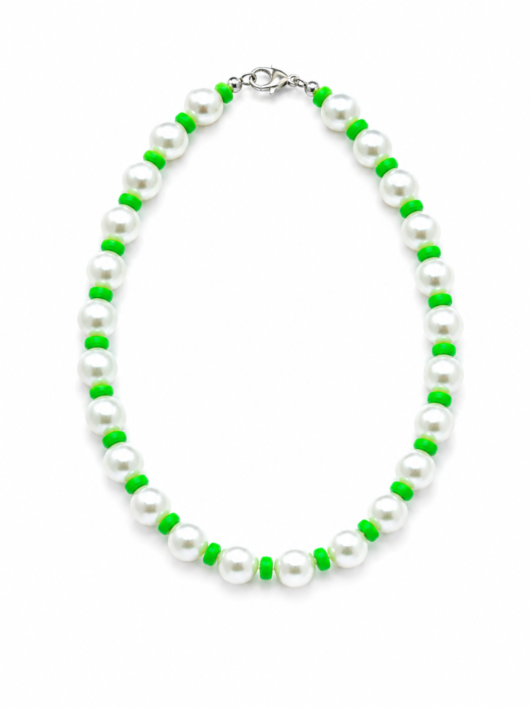 Green pearl necklace