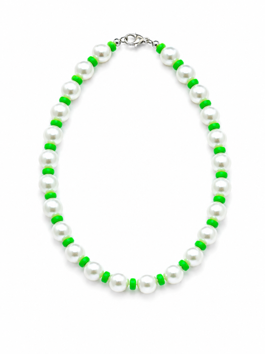 Green pearl necklace